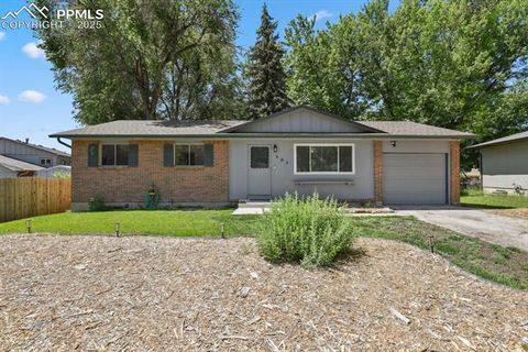 Tiny photo for 906 Bowser Drive, Colorado Springs, CO 80909 (MLS # 2735563)