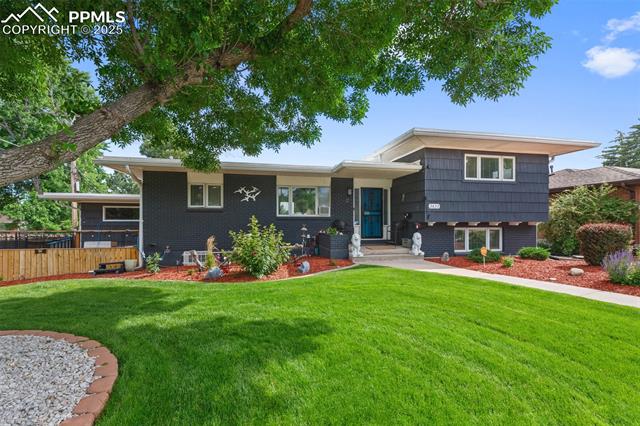 2633 Summit Drive