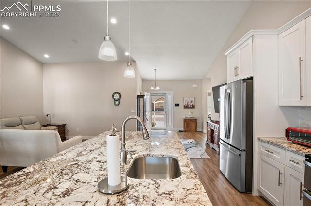 695 N Paradox Drive
