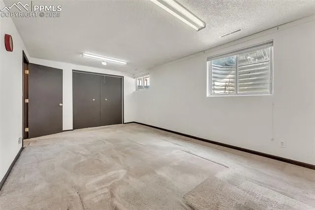 Colorado Springs, Colorado 80917, United States, 5 Bedrooms Bedrooms, ,3 BathroomsBathrooms,Residential,Active,193893