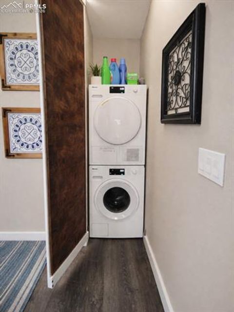 Tiny photo for 810 Broadview Place, Colorado Springs, CO 80904 (MLS # 4151130)