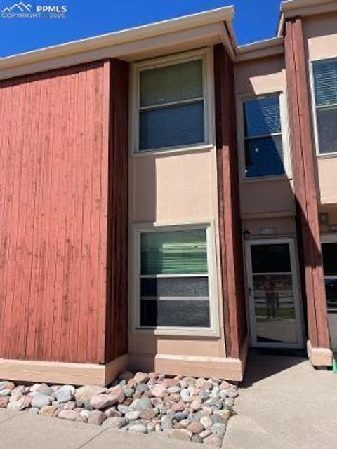 Photo of 4511 N Carefree Circle, Colorado Springs, CO 80917 (MLS # 5624795)