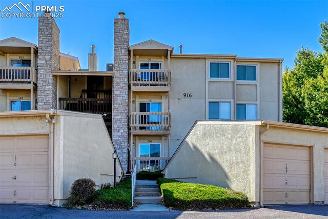 916 Tenderfoot Hill Road 101