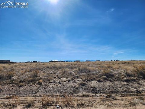Photo of 840 E Cholla Drive, Pueblo, CO 81007 (MLS # 4180535) Photo of 840 E Cholla Drive, Pueblo, CO 81007 (MLS # 4180535)