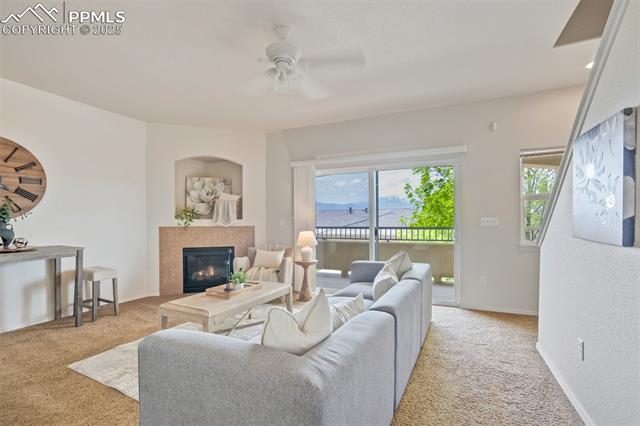 4323 Sammers View