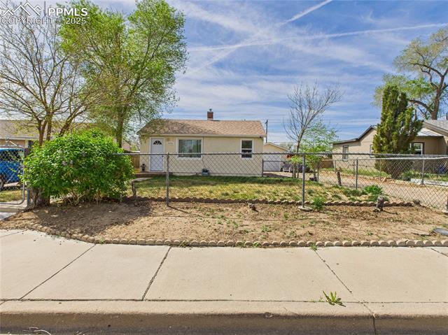 2006 E 14th Street