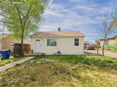 Photo of 2006 E 14th Street, Pueblo, CO 81001 (MLS # 8279403)
