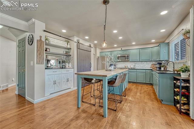 5635 Coachwood Trail