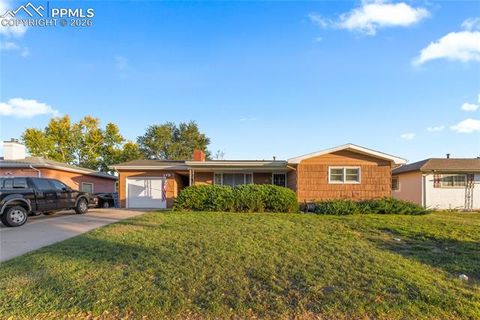 171 Fordham Circle Pueblo CO 81005