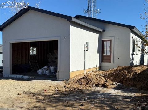 Tiny photo for 20 Pendelton Circle, Colorado Springs, CO 80904 (MLS # 1467149)