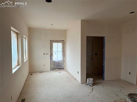 Tiny photo for 20 Pendelton Circle, Colorado Springs, CO 80904 (MLS # 1467149)