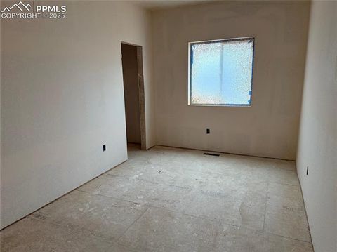 Tiny photo for 20 Pendelton Circle, Colorado Springs, CO 80904 (MLS # 1467149)