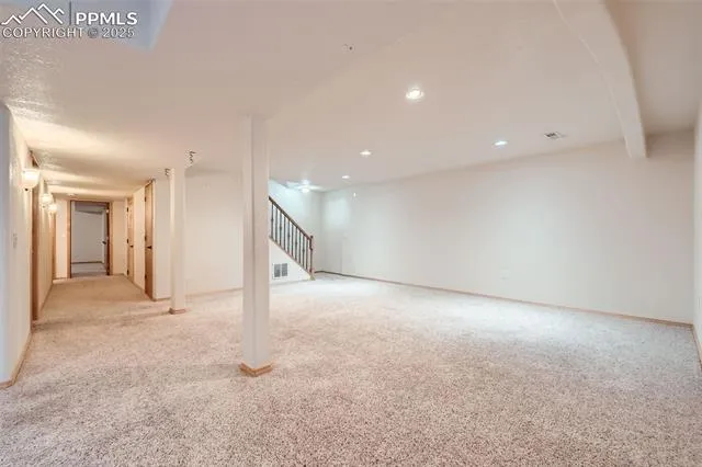 Colorado Springs, Colorado 80923, United States, 4 Bedrooms Bedrooms, ,4 BathroomsBathrooms,Residential,Pending,21318