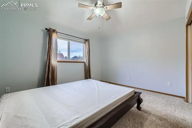 Colorado Springs, Colorado 80923, United States, 4 Bedrooms Bedrooms, ,4 BathroomsBathrooms,Residential,Pending,21318