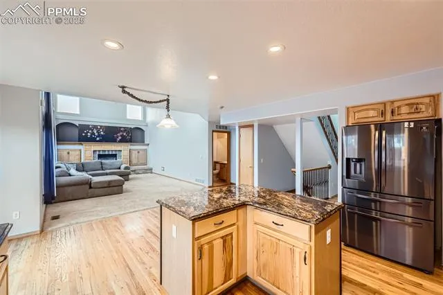 Colorado Springs, Colorado 80923, United States, 4 Bedrooms Bedrooms, ,4 BathroomsBathrooms,Residential,Pending,21318