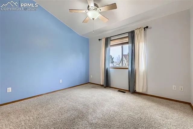 Colorado Springs, Colorado 80923, United States, 4 Bedrooms Bedrooms, ,4 BathroomsBathrooms,Residential,Pending,21318