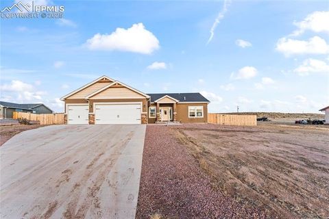 Photo of 1334 N Will Rogers Drive, Pueblo, CO 81007 (MLS # 3123073)