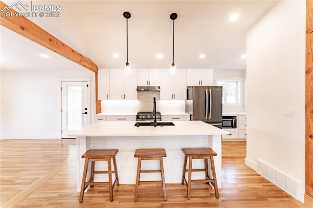 2502 Templeton Gap Road