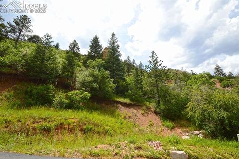Photo of 1096 Laguna Point, Manitou Springs, CO 80829 (MLS # 5383301)