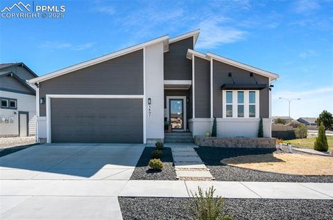 3807 Ivy Hill Drive Colorado Springs CO 80922