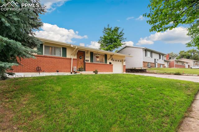 1607 Rushmore Drive
