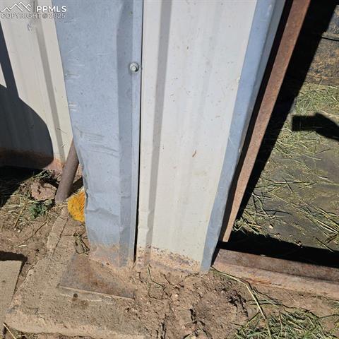 15960 Homecrest Circle