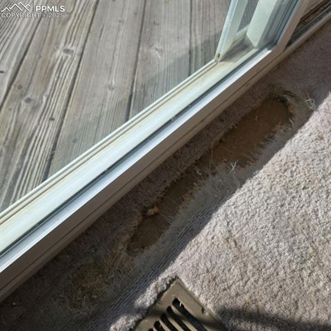 15960 Homecrest Circle