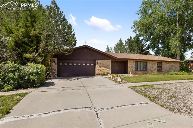 2504 E Buena Ventura Street