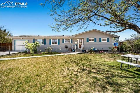 Photo of 4011 Valley Drive, Pueblo, CO 81008 (MLS # 7260543)