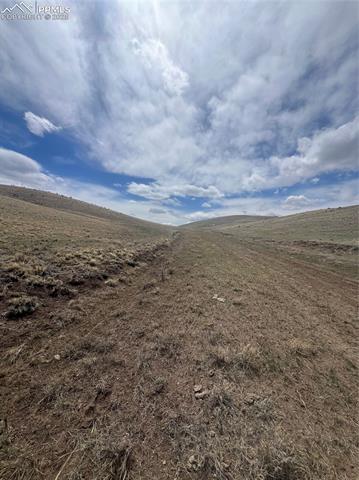 Acoma Road