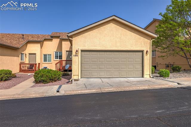 688 Bosque Vista Point