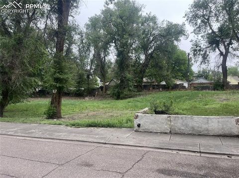 3022 W Kiowa Street Colorado Springs CO 80904