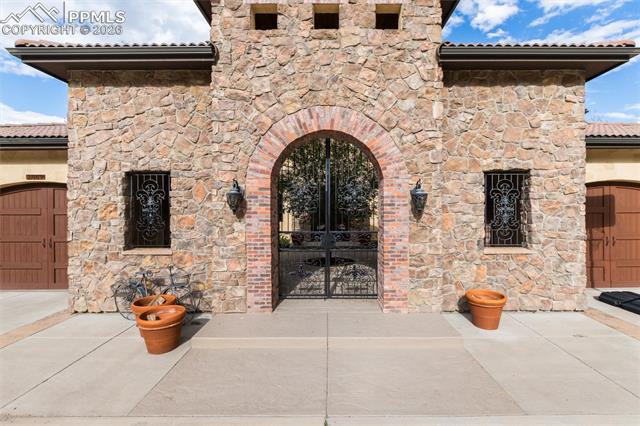 2869 Valley Park Drive