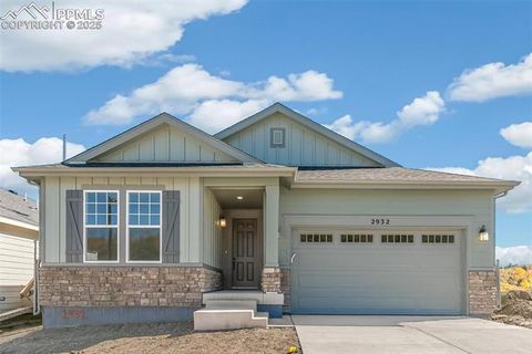 Photo of 2932 Madrona Court, Castle Rock, CO 80108 (MLS # 3417474) Photo of 2932 Madrona Court, Castle Rock, CO 80108 (MLS # 3417474)