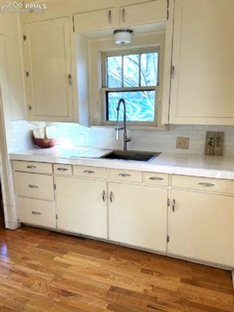 Tiny photo for 615 E Washington Street, Colorado Springs, CO 80907 (MLS # 1412101)