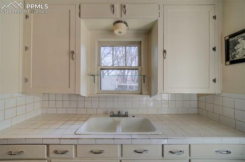 Tiny photo for 615 E Washington Street, Colorado Springs, CO 80907 (MLS # 1412101)