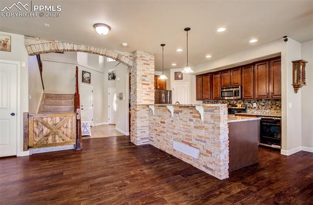 10585 Abrams Drive