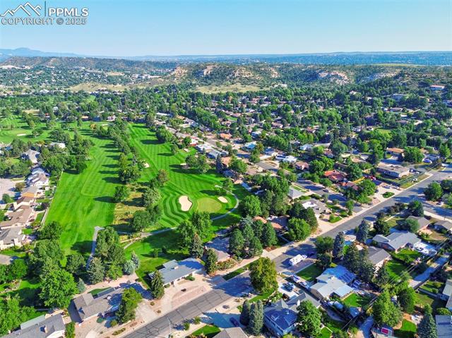 Properties For Sale Listings 2513 Bennett Avenue