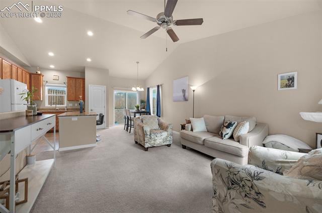 11558 Farnese Heights