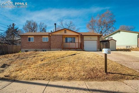 373 Kenwood Circle Colorado Springs CO 80910