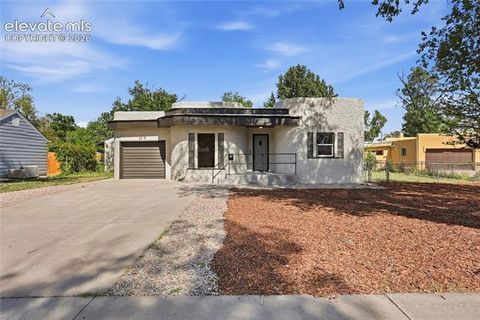 Photo of 2218 Wyoming Avenue, Pueblo, CO 81004 (MLS # 8298889)