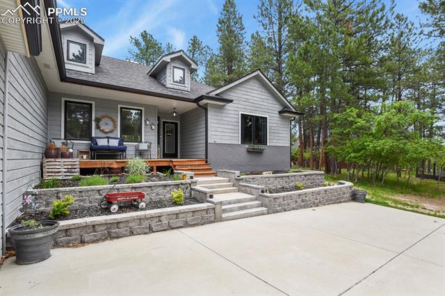 929 Tenderfoot Drive