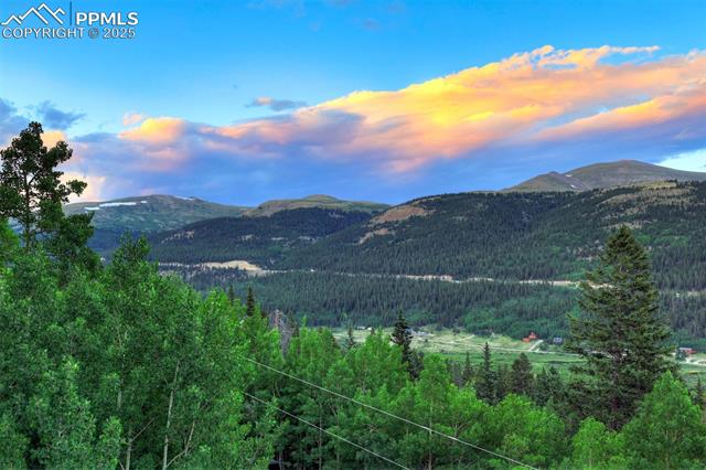 1095 Quartzville Road