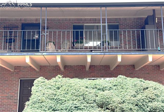 434 Valley Hi Circle B24