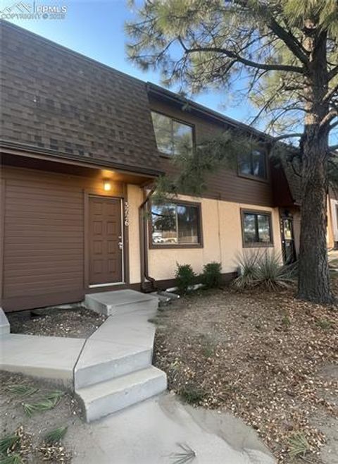 Photo of 3726 Oro Blanco Drive, Colorado Springs, CO 80917 (MLS # 1147447)