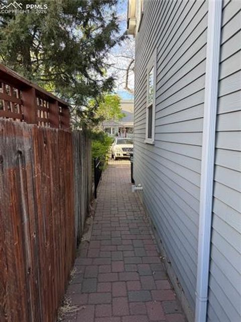 Tiny photo for 21 E Caramillo Street, Colorado Springs, CO 80907 (MLS # 1119428)