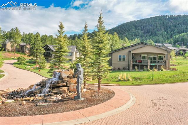 1105 Highlands Court