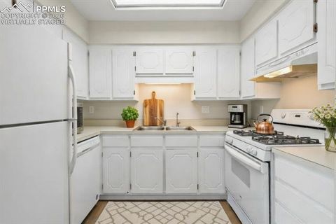 Tiny photo for 414 Laurel Street, Colorado Springs, CO 80904 (MLS # 4739411)