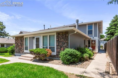 Photo of 4742 Villa Circle #A, Colorado Springs, CO 80918 (MLS # 6033337) Photo of 4742 Villa Circle #A, Colorado Springs, CO 80918 (MLS # 6033337)