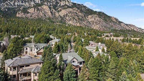 Tiny photo for 870 Mont Blanc View, Colorado Springs, CO 80906 (MLS # 1650458)